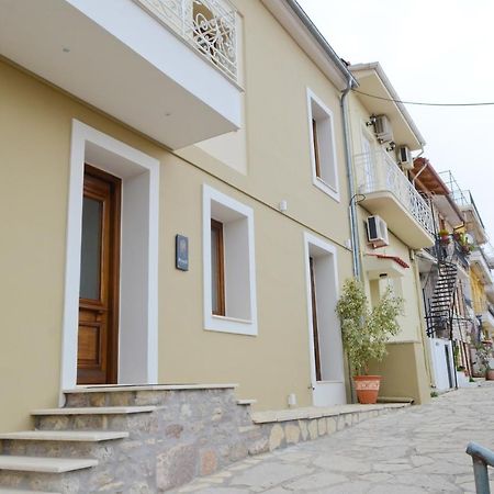 Roloi Suites Nafpaktos Exterior foto