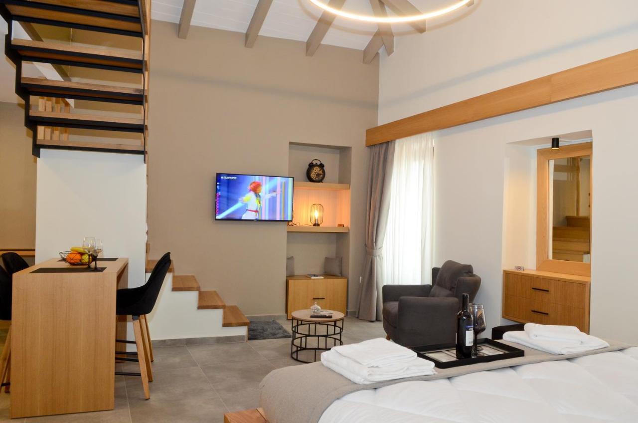 Roloi Suites Nafpaktos Exterior foto