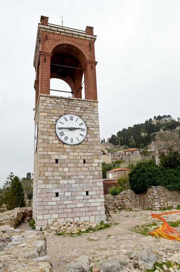 Roloi Suites Nafpaktos Exterior foto